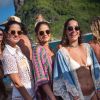 Retrô no beachwear! Andrea Accioly, Thassia Naves e Renata Barroca escolheram o óculos de sol com lentes arredondadas no Beefeater Pink Boat, o passeio de barco que aconteceu em Noronha 