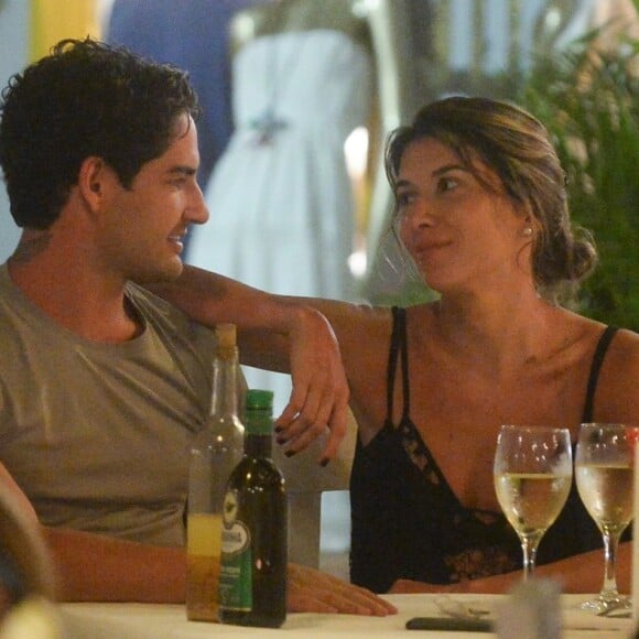 Rebeca Abravanel e Alexandre Pato assumiram o namoro nos últimos dias de 2018