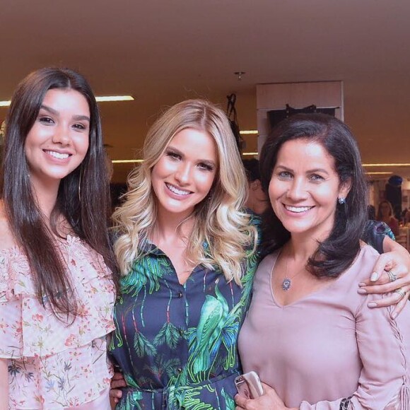 Luara é oito anos mais nova que a modelo Andressa Suita