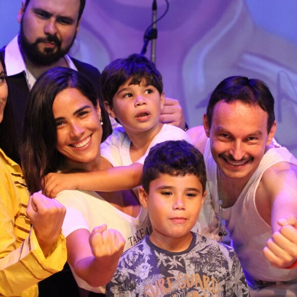 Wanessa Camargo leva filhos para assistir 'Show Queen Lives Kids' em teatro no shopping da Gávea, zona sul do Rio de Janeiro, neste sábado, 19 de janeiro de 2019
