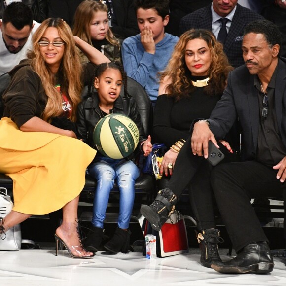 Blue Ivy tem 7 anos e sempre rouba a cena quando aparece com a mãe, Beyoncé