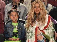 Beyoncé compara foto dela na infância e de Blue Ivy e agita web: 'Iguais'