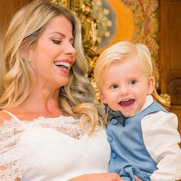 Karina Bacchi contou que o filho, Enrico, só vai ter acesso ao dinheiro quando fizer 21 anos