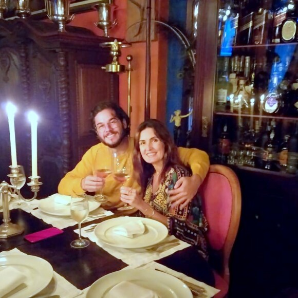 Fátima Bernardes e Túlio Gadêlha conversaram por 40 dias antes de dar o primeiro beijo