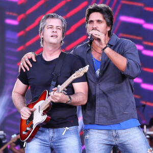 Leo Chaves falou sobre a relação com o irmão, Victor, em entrevista