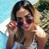Anitta costuma compartilhar cliques de momentos de lazer com óculos divertidos