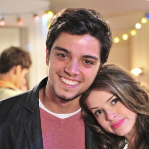 Em 2012, Rodrigo Simas e Agatha Moreira interpretaram Bruno e Ju em' Malhação'