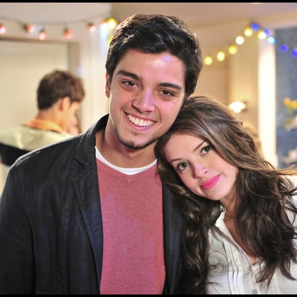 Em 2012, Rodrigo Simas e Agatha Moreira interpretaram Bruno e Ju em' Malhação'