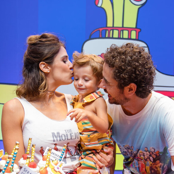 Rafa Brites e Felipe Andreoli comemoraram o segundo aniversário do filho, Rocco, neste domingo, 10 de fevereiro de 2019