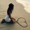 Bruna publicou no Instagram fotos onde aparece bem a vontade na praia