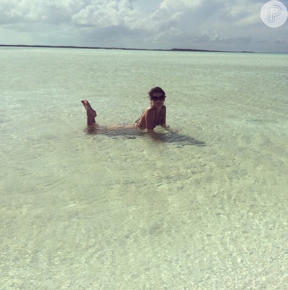 Isabelli Fontana curte férias nas Bahamas. 'Sereia', escreveu Di Ferrero