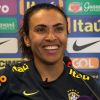 Marta foi eleita 6 vezes a melhor jogadora do mundo e é recordista entre os homens e as mulheres. 
