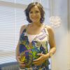 A atriz Regiane Alves, que deu à luz em abril, engordou 14 durante a gravidez