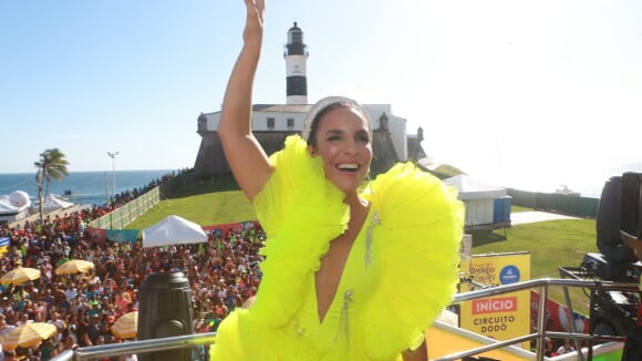 Ela voltou! Ivete Sangalo agita Carnaval de Salvador rodeada de famosos. Fotos!