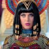 Cantora Katy Perry, que é obcecada por Cleópatra, se inspirou no Egito Antigo para o clipe da música Dark Horse