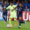 Neymar também marcou pelo Barcelono no jogo contra o Paris Saint-Germain