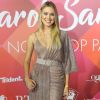 A ex-BBB Isabella Cecchi investidou em vestido assimétrico da marca Guilhermina para ir à festa da promoter Carol Sampaio