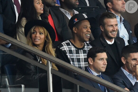 Messi e Neymar contaram com a torcida de Beyoncé, Jay-Z e David Beckham no último jogo do Barcelona, que aconteceu em Paris