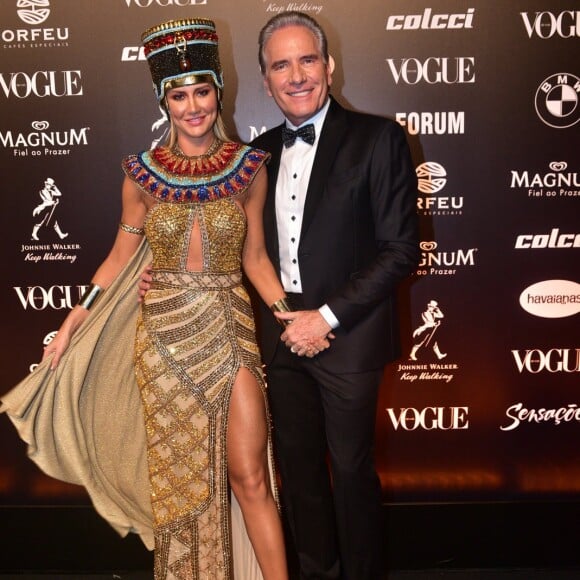 Roberto Justus e Ana Paula Siebert no Baile da Vogue 2019