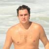 Felipe Dylon foi clicado tomando banho de mar na praia de Ipanema, Zona Sul do Rio de Janeiro, nesta quarta-feira, 3 de abril de 2019