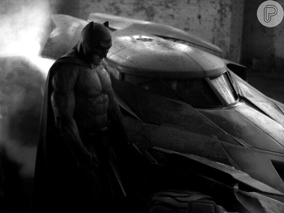 A primeira imagem de Ben Affleck caracterizado de Batman já foi divulgada