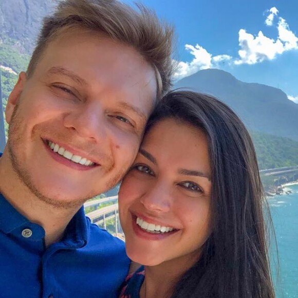 Casada com Michel Teló, Thais Fersoza avaliou sexo após a gravidez