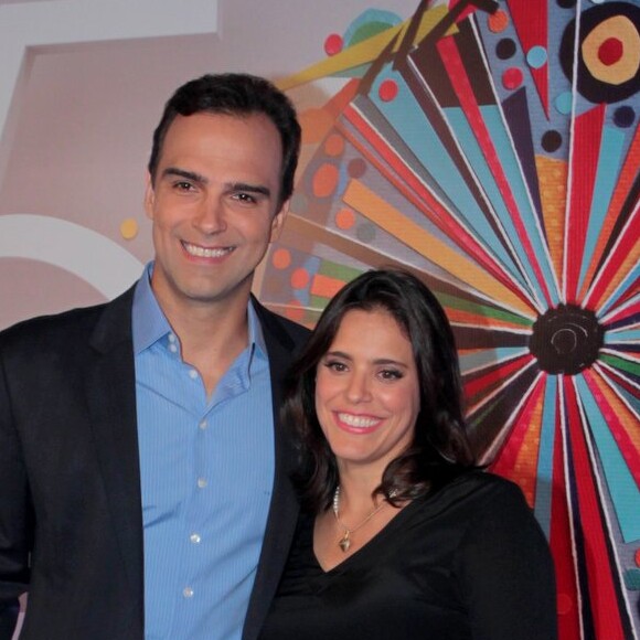 Tadeu Schmidt e a mulher, Ana Cristina, comemoraram o aniversário da mãe dela: 'Comida boa, vinho gostoso, papo a tarde inteira...'