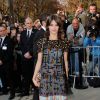Laura Neiva participou do desfile da Chanel, na Semana de Moda de Paris