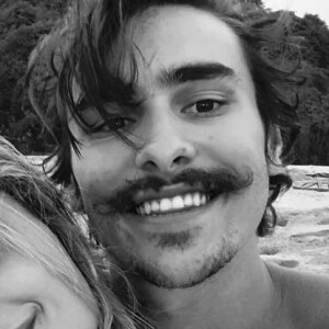 Bruno Montaleone e Sasha Meneghel fizeram viagem romântica para Jamaica em março de 2019