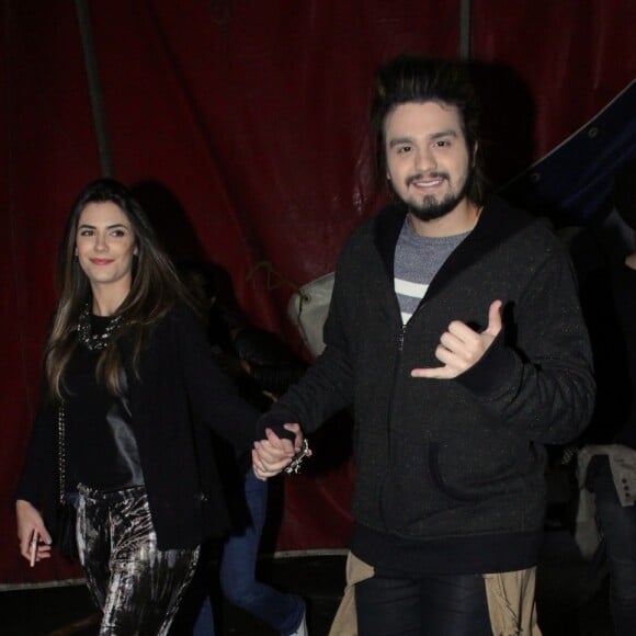 Nas redes sociais, as fãs de Luan Santana o shippam com a namorada como o casal Luade