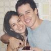 Vera Viel posta foto abraçada a Rodrigo Faro há 22 anos