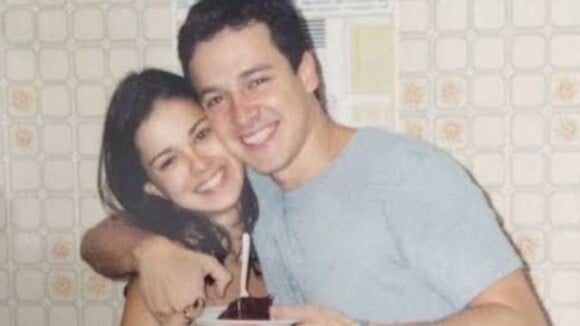 Vera Viel lembra 1° beijo em Rodrigo Faro com foto antiga do casal: 'Perfeito'