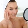 Proteger a pele da exposição solar é fundamental para evitar o envelhecimento precoce