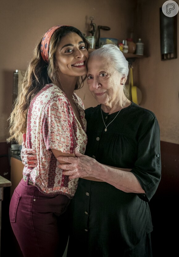 Dulce (Fernanda Montenegro) acompanhou o crescimento da neta, Maria da Paz (Juliana Paes)