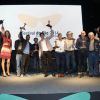 Os premiados exibem seus troféus pelo Festival do Rio 2014