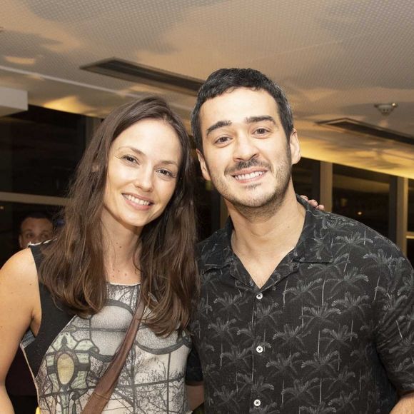 Peça de Claudia Abreu foi conferida também por Marcos Veras e Rosanne Mulholland