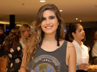 Beleza de filha de Claudia Abreu rouba a cena em estreia de peça da atriz. Fotos