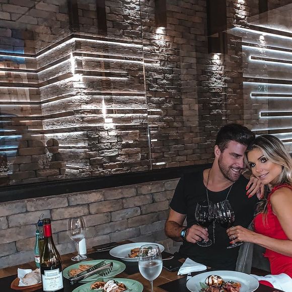 Flávia Viana e Marcelo Zangrandi se reconciliaram em janeiro deste ano após uma reconciliação