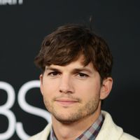 Ashton Kutcher é um 'paizão', afirma fonte sobre filha do astro com Mila Kunis