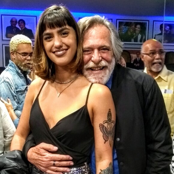 'Estamos juntos há quase dois meses e nos conhecemos na Praia do Pepê', disse José de Abreu