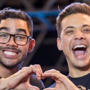 Wesley Safadão, com shows cancelados após morte de Gabriel Diniz, conta estar buscando apoio na religião, como relatou em post nesta sexta-feira, dia 31 de maio de 2019