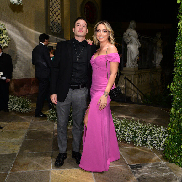 Filho de Carol Dantas e Vinicius Martinez se chamará Valentin