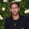 Mulher que acusa Neymar concede 1ª entrevista na TV a Roberto Cabrini