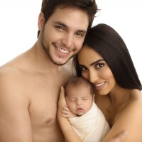 Explosão de fofura! Filho de Jade Seba e Bruno Guedes estrela 1º ensaio newborn