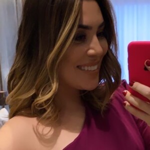 Naiara Azevedo exibiu o corpo torneado em look e entregou o segredo por trás do shape.