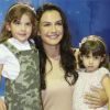 Kyra Grace levou as filhas de seu casamento com Malvino Salvador para assistir espetáculo da Disney