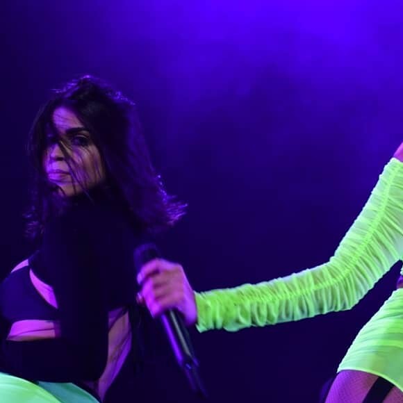 'Faz Gostoso' já é sucesso nas redes sociais e fãs compartilham memes e elogios às cantoras