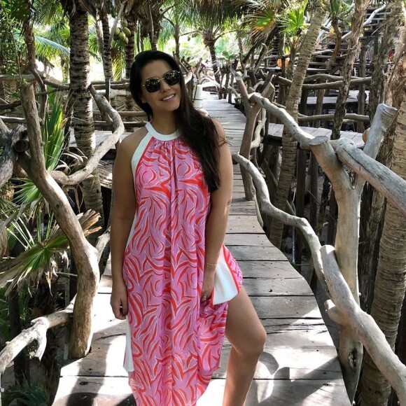 Thais Fersoza e o marido, Michel Teló, estão curtindo férias românticas pelo México