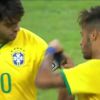 Neymar passa faixa de capitão para Kaká ainda em campo