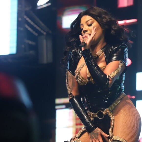 Ludmilla cantou hits de sucesso como 'Bom', 'A Boba Fui Eu' e mais em show de lançamento do DVD